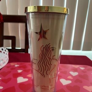 Gold siren tumbler 
Cold cup 24oz